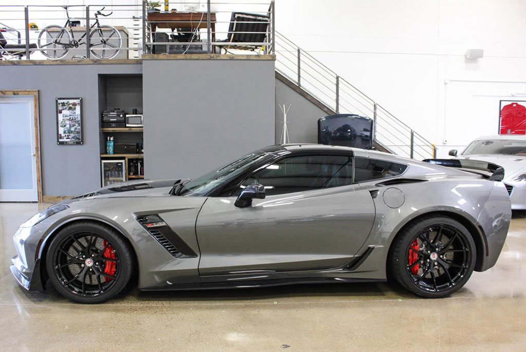 Take A Look At This GORGEOUS Z06 On The HRE P101. 