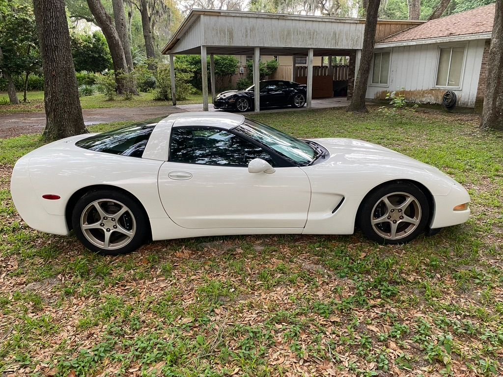 03_vette_passenger_side_2cdfed2684af36d0d32e0a6074bcd00460f0c4c2.jpeg