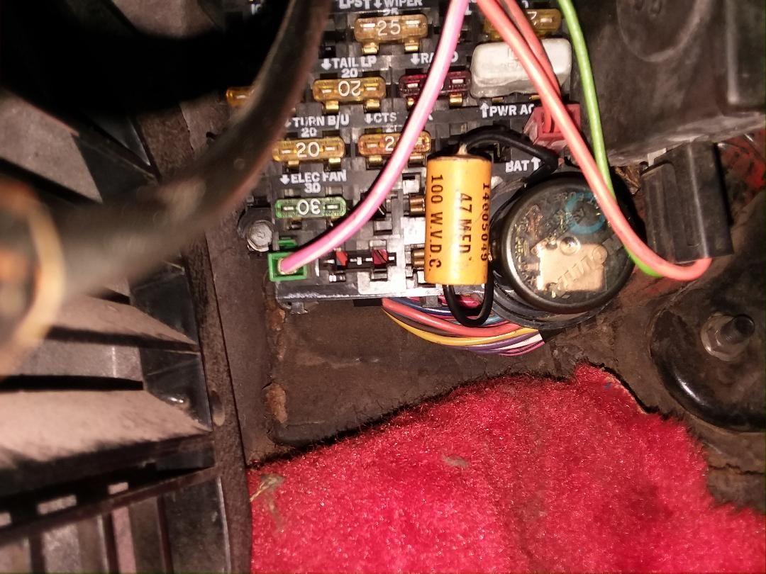 What is this that jumped out of my fuse box? - CorvetteForum