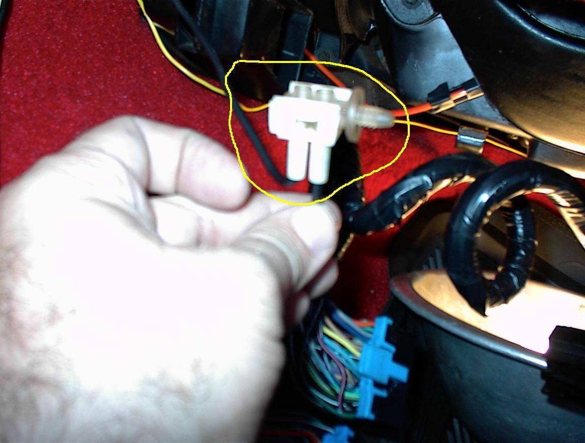 1988 Vette under dash detached Vacuum line/plug CorvetteForum