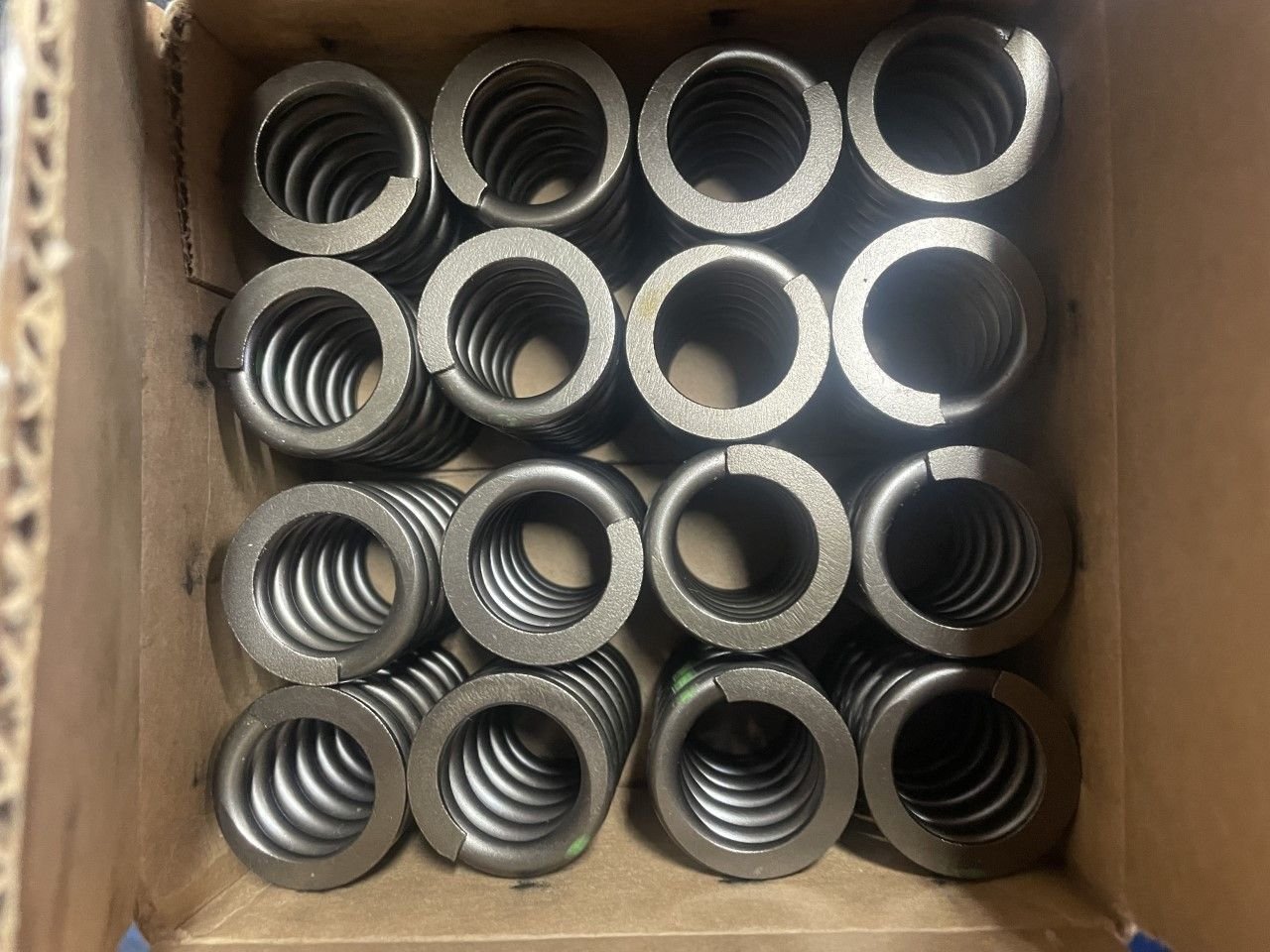 FS (For Sale) SOLD GM LT4 Valve Springs Kit CorvetteForum