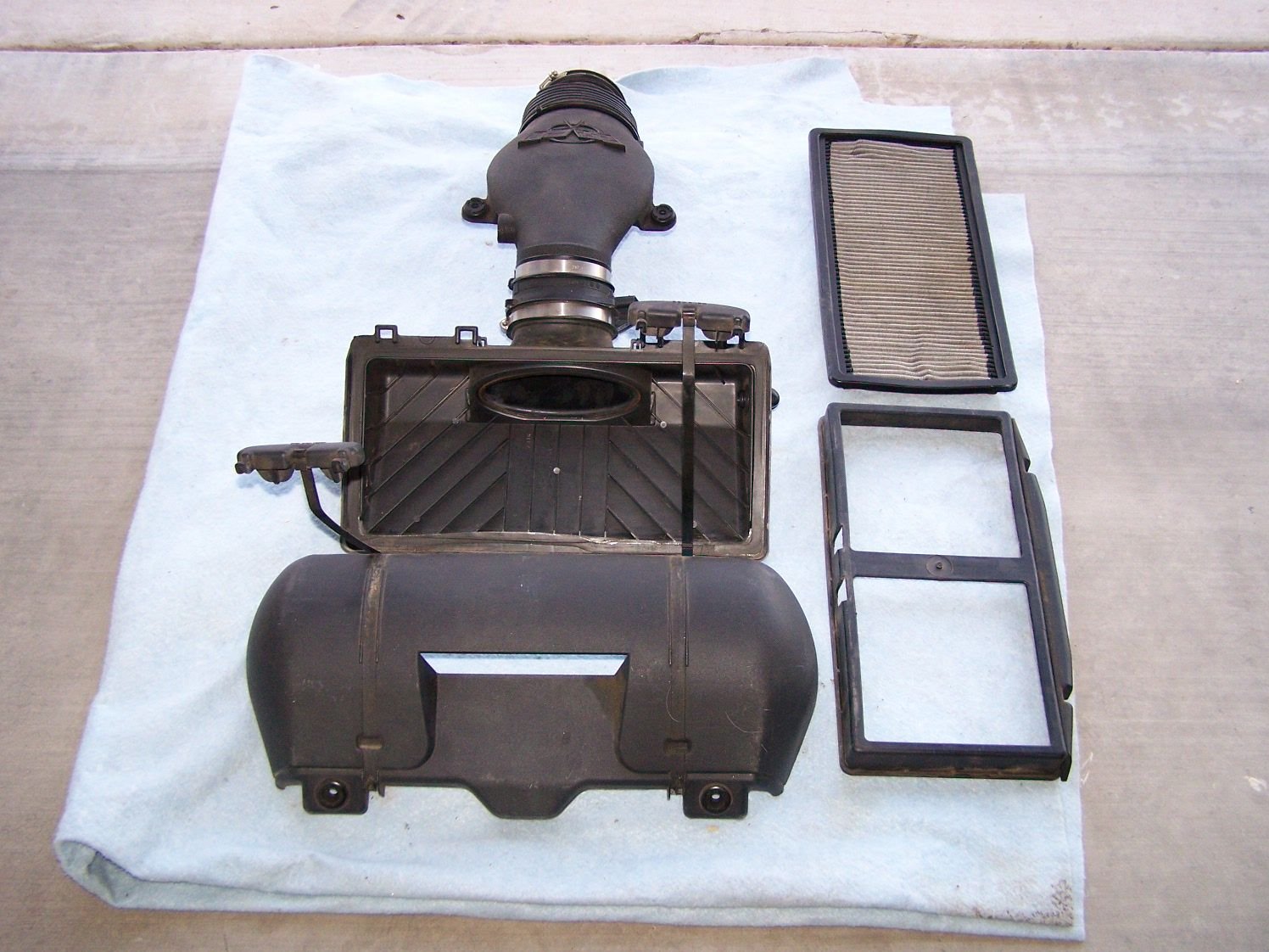 FS (For Sale) Complete C5 Corvette Z06 Air Cleaner Assembly w/MAF and K