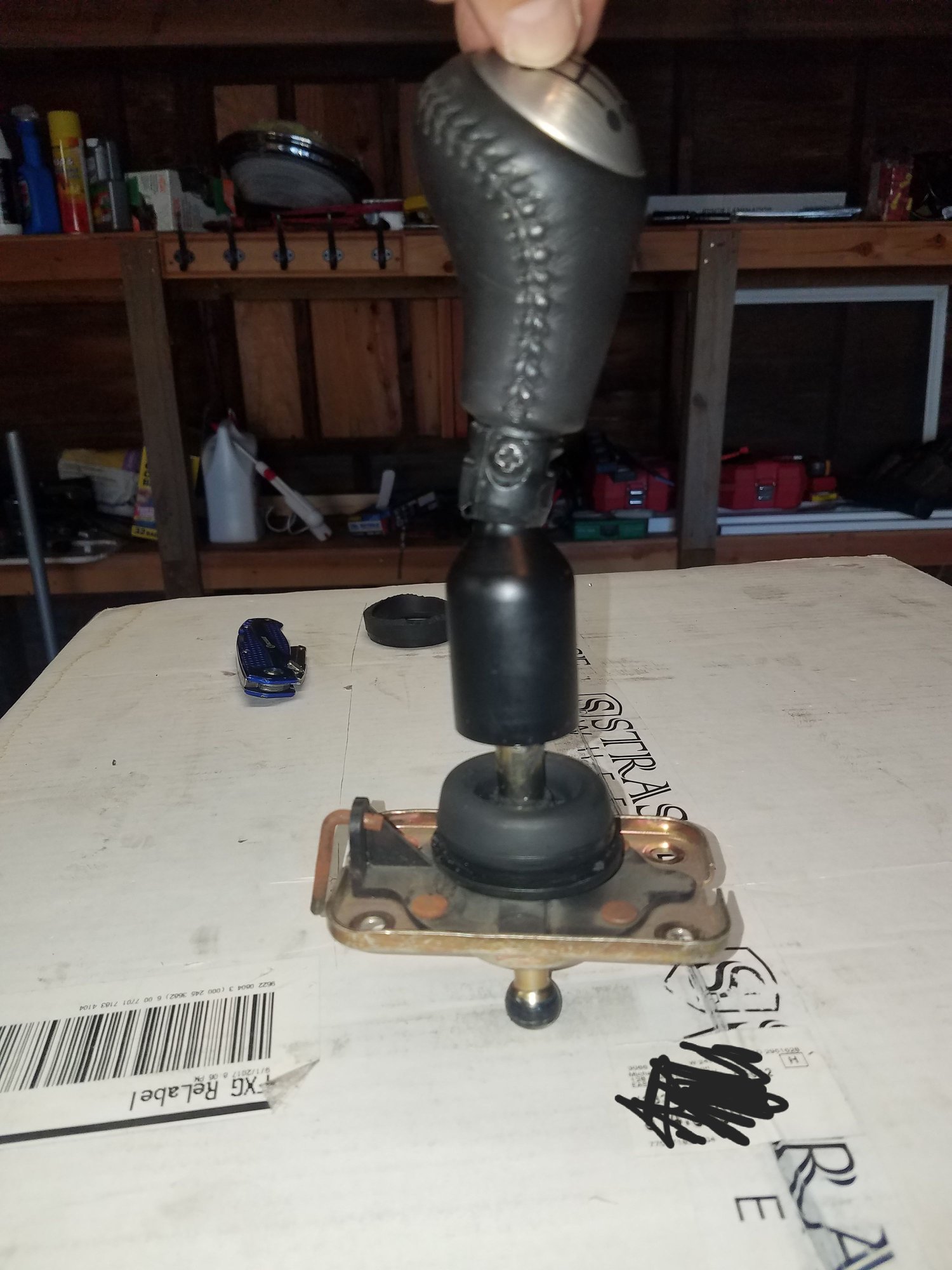 FS (For Sale) OEM C6 Z06 shifter and knob CorvetteForum Chevrolet