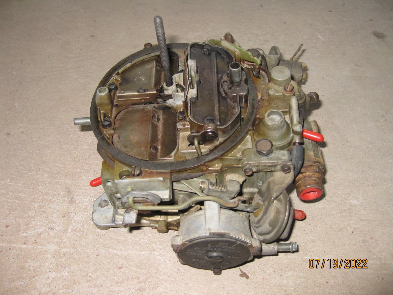 FS (For Sale) 1979 Rochester Quadrajet Carb. and Intake Manifold