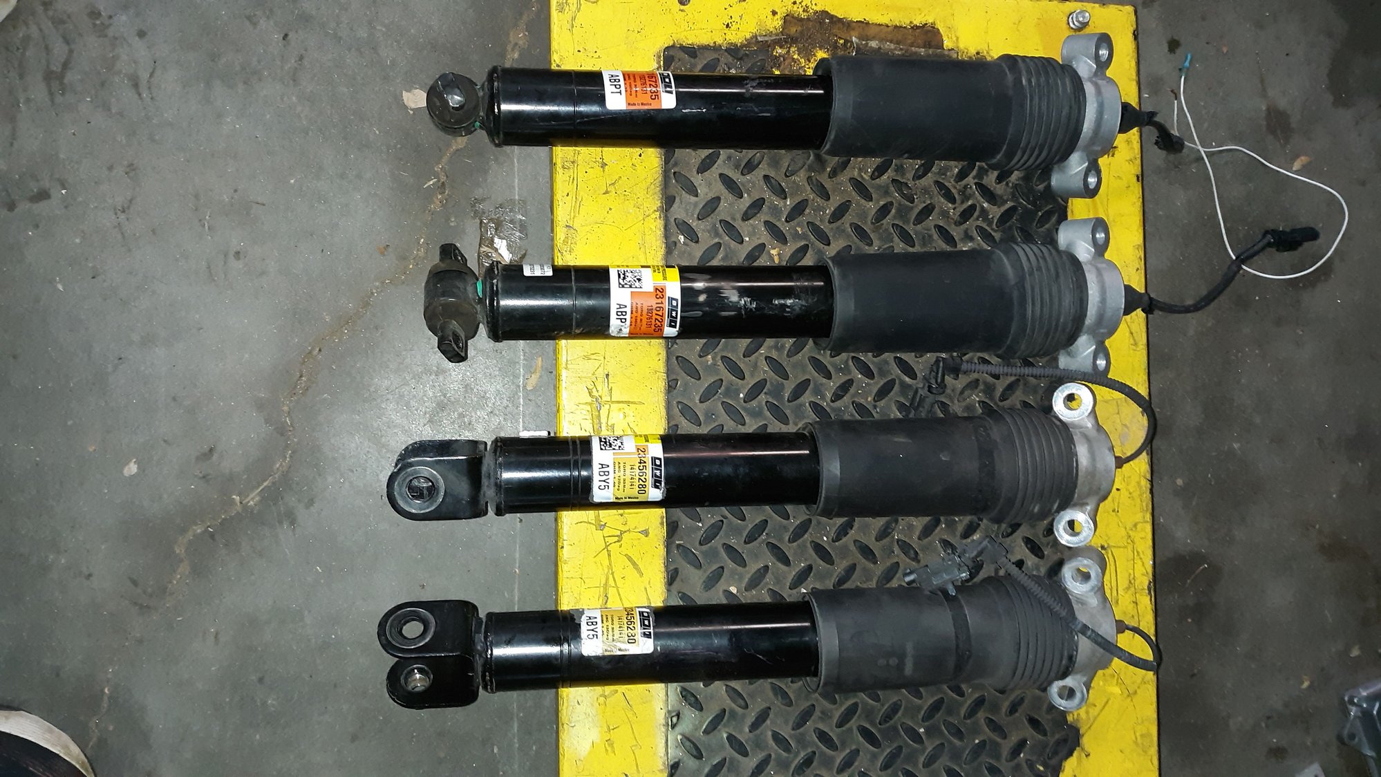 FS (For Sale) C7 Z06 front rear electronic Ride Control shocks