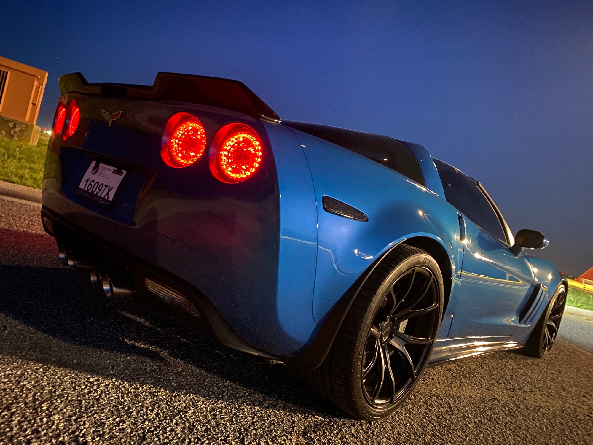 Do you like spoilers on the C6? CorvetteForum Chevrolet Corvette(04)