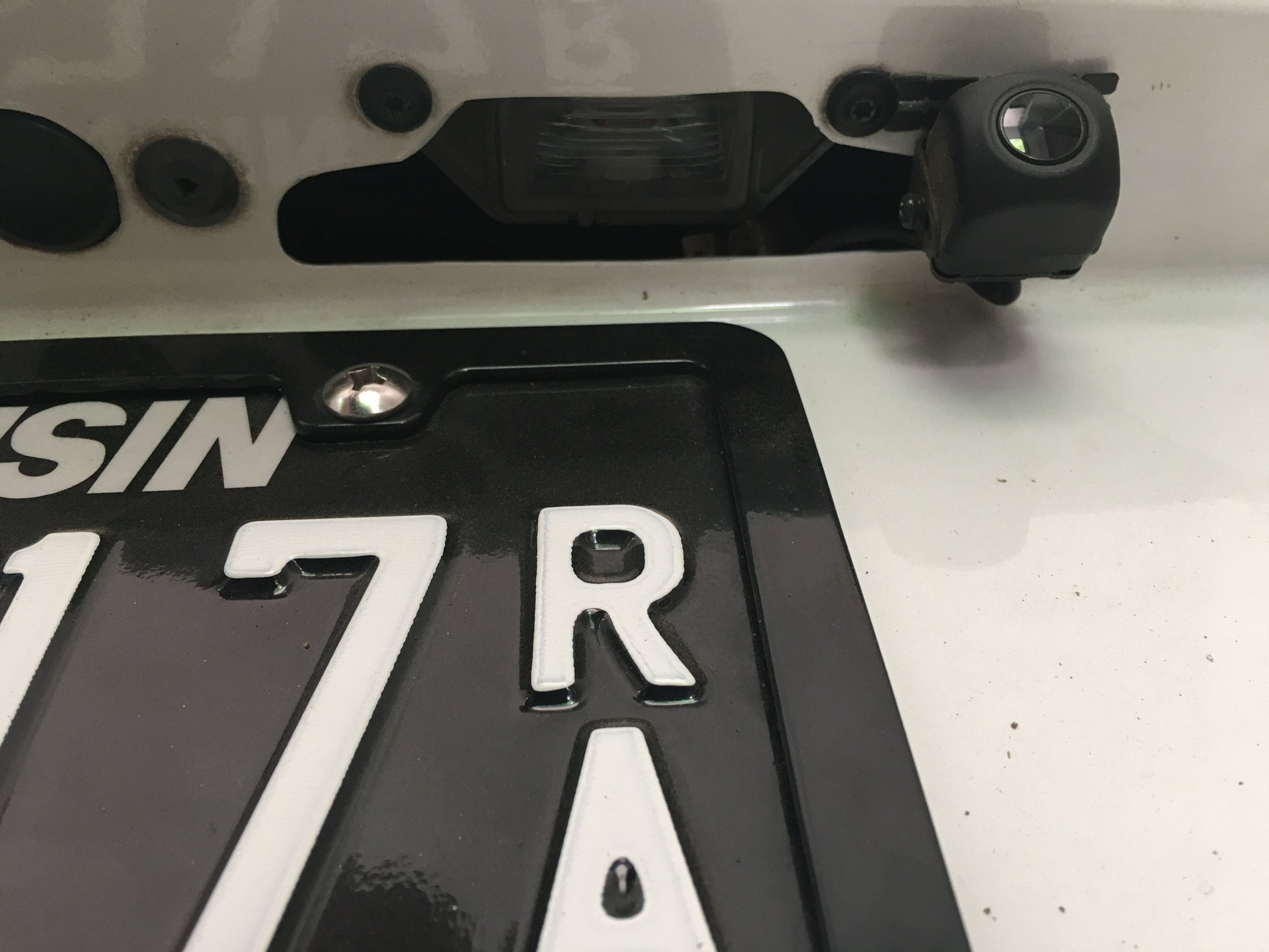 DIY Install backup camera in C6 Corvette, no drilling! Page 4