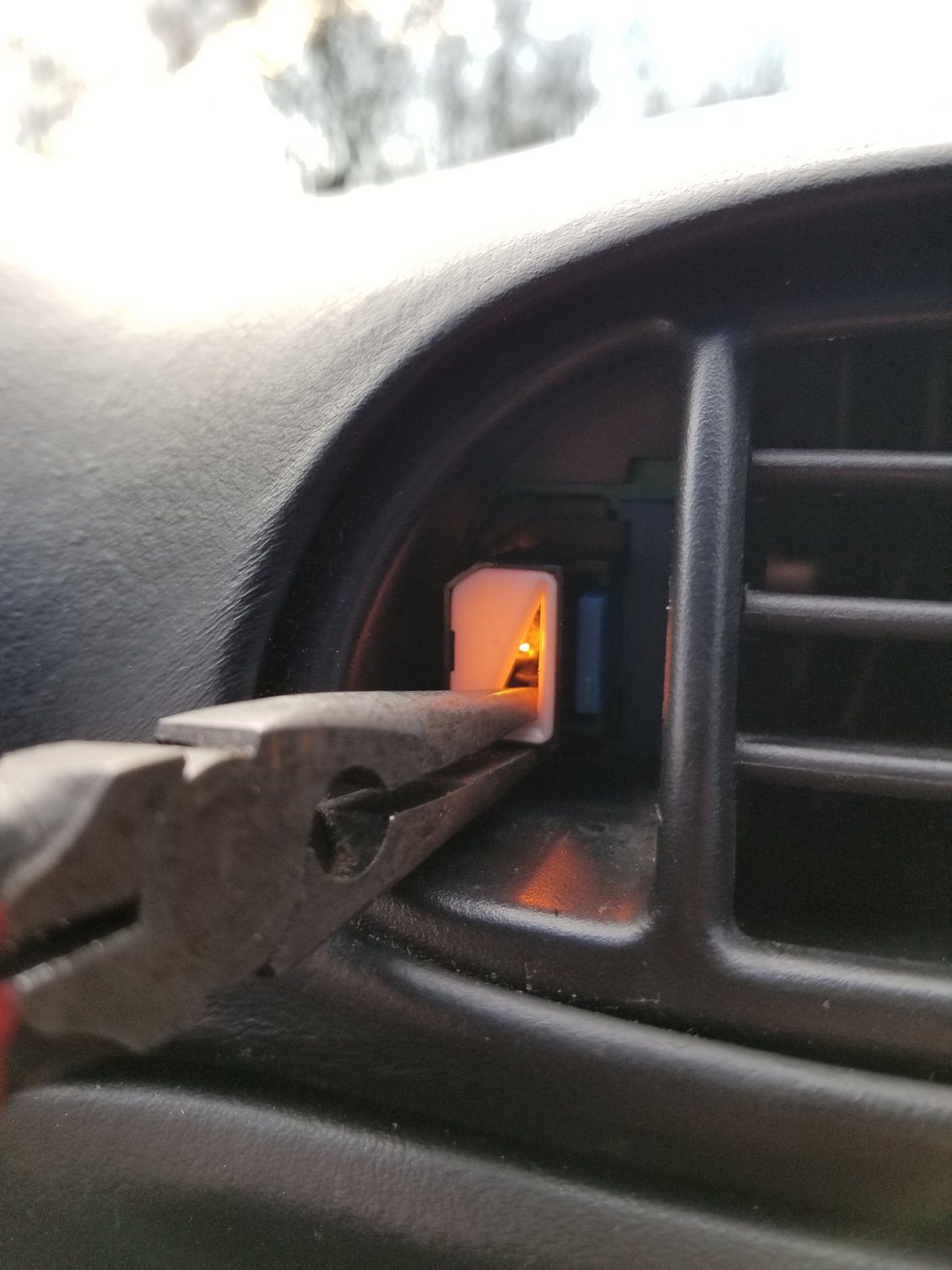 18 minute hazard switch replacement Page 5 CorvetteForum Chevrolet Corvette Forum Discussion