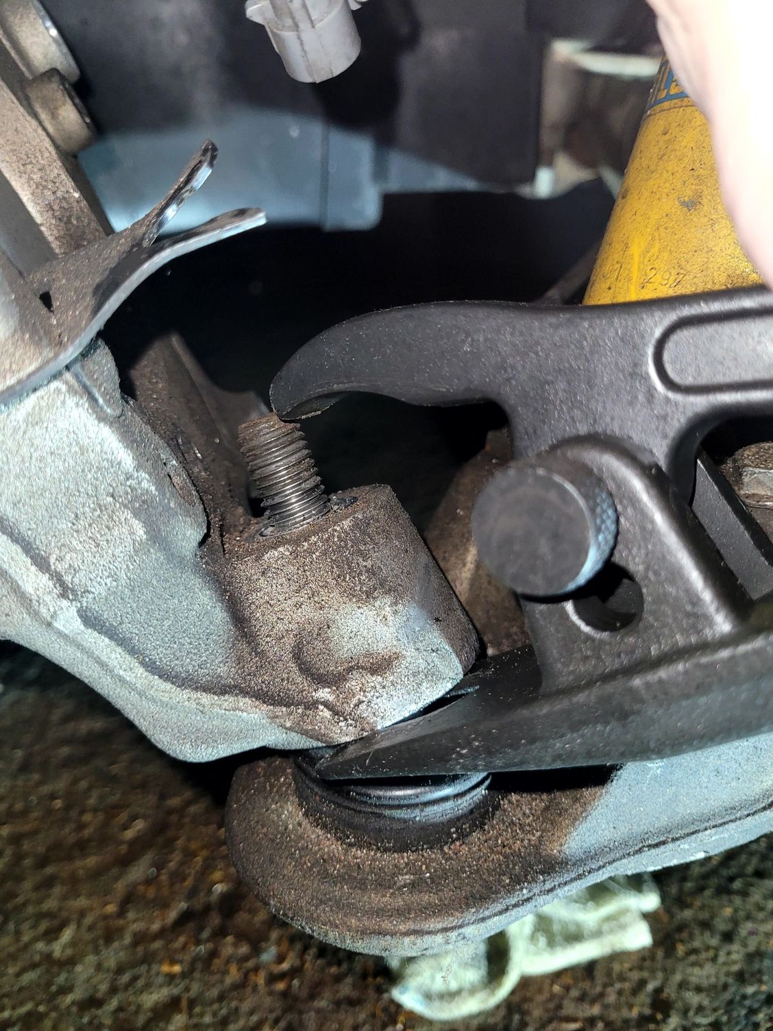 Ball joint separator too small... how to proceed? CorvetteForum