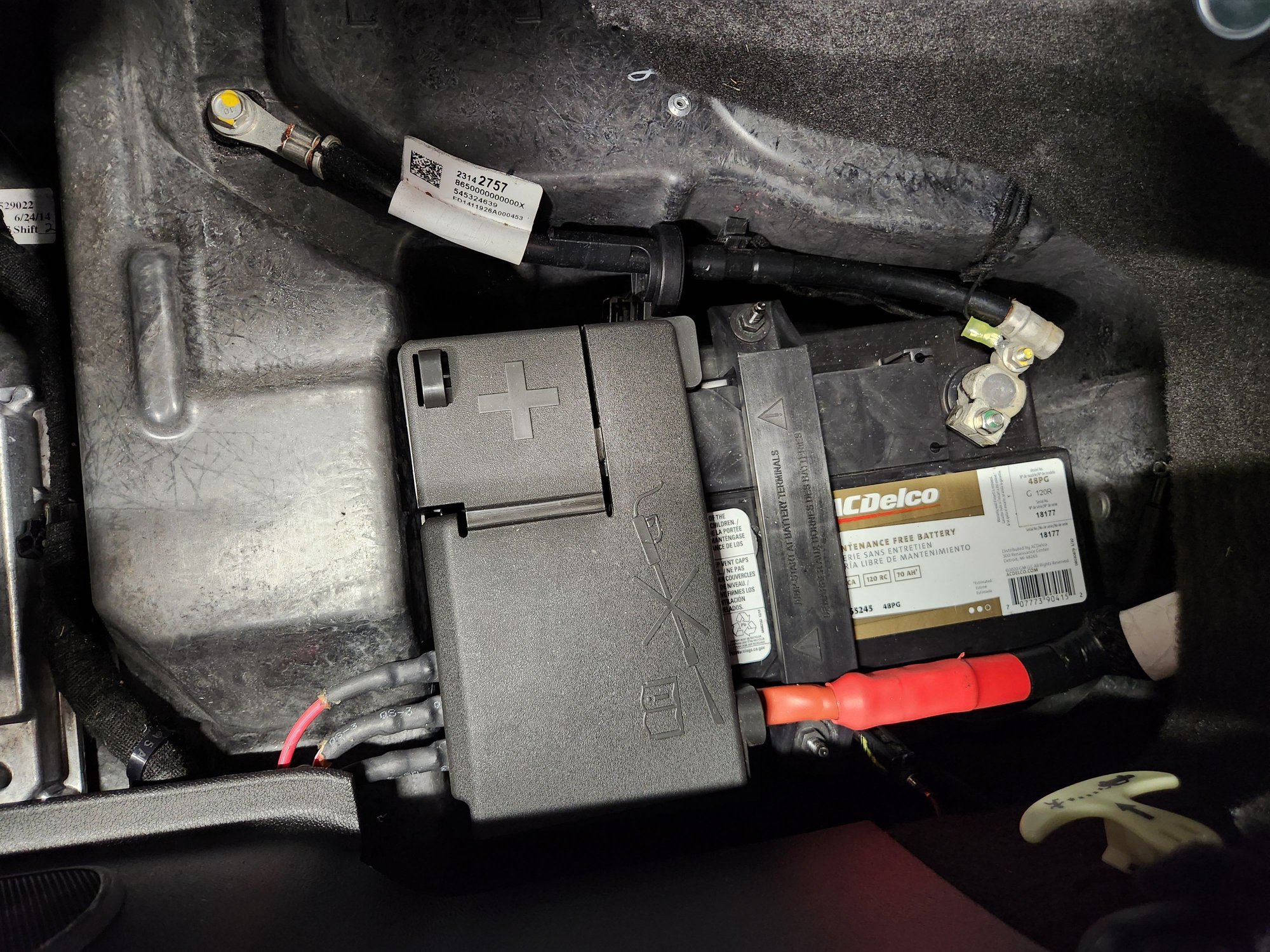 About to install a new steering. Unhook battery cable or ground strap