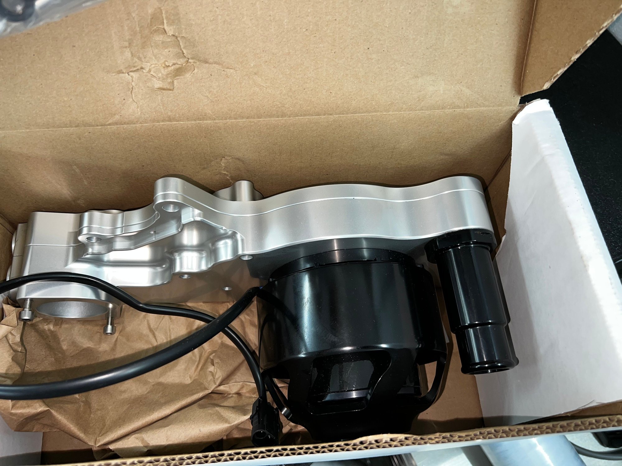 FS (For Sale) C6 corvette meziere electric water pump ls3ls7 new