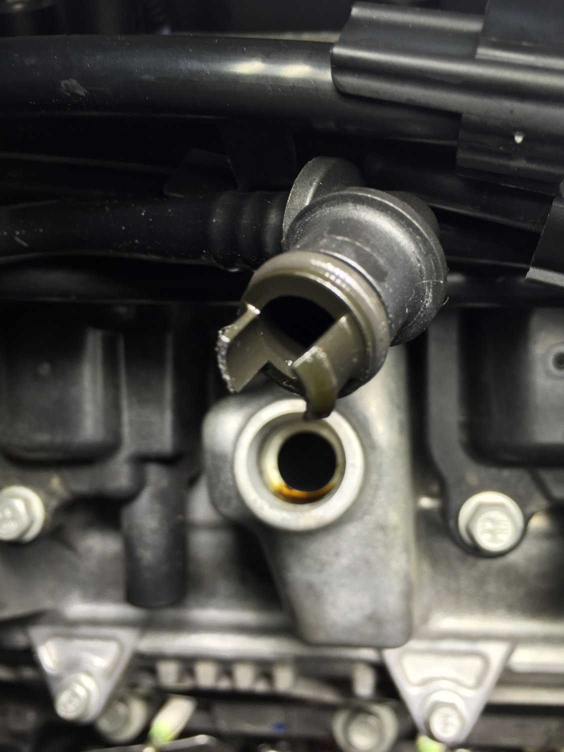 How do you remove breather tubes