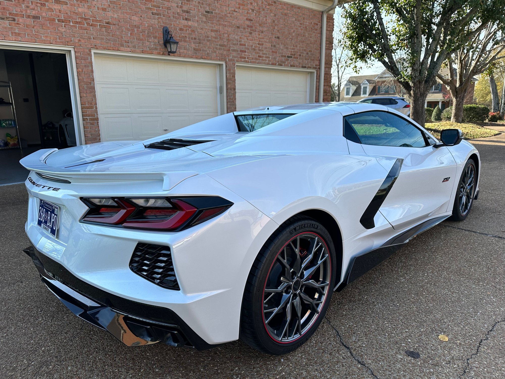 FS: 23 70th Anniversary Special Edition White Pearl HTC - CorvetteForum ...