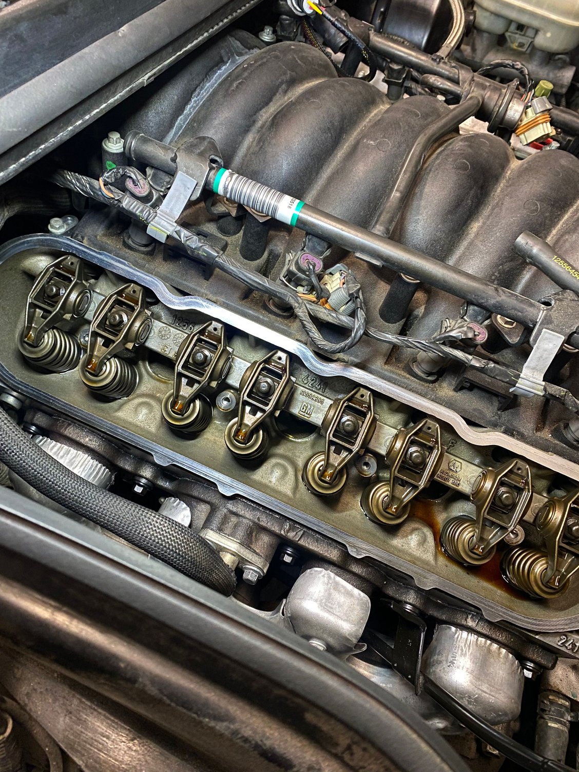 Replacing valve cover gaskets … CorvetteForum Chevrolet Corvette
