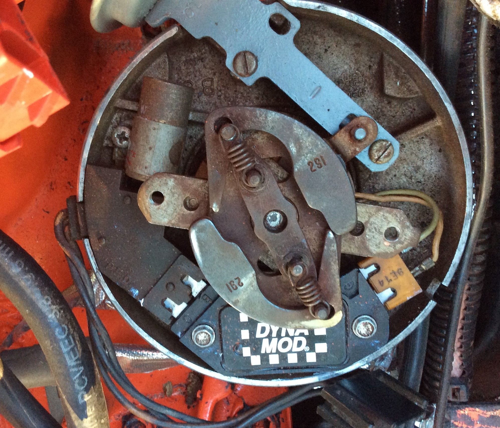 Distributor advance weight springs Page 2 CorvetteForum Chevrolet