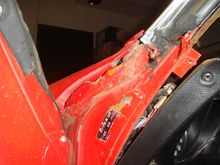 Third external clue: Looked good to me.  Later I realized I could feel loose rust if I stuck my pinky in the gap there.
