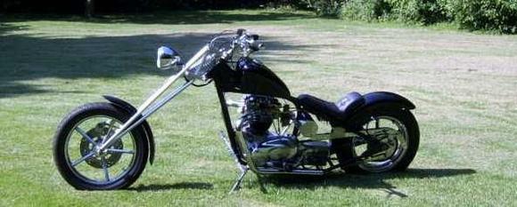 retro restoration of a 67 triumph chopper new and old stuff mixed, started out with a old school 70  high back chopper & made a sleeker version of it.