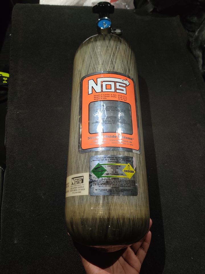 FS (For Sale) Carbon fiber nitrous bottle (12.8 lbs capacity) 10.2lbs