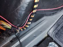 That single pink or reddish looking wore then goes into the cabin together with the black power wire from the 4 pin connector seen here 