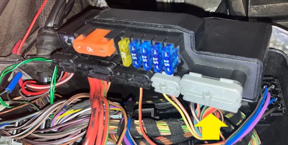 In the SLK230, the yellow fuse is blue, our cars need a 20 amp (Yellow) fuse, there is no other difference in the RCMs between the '320 and '230. 