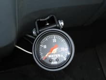 21682water in fuel pressure gauge