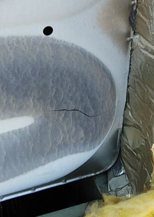 I can drive the dodge through this crack