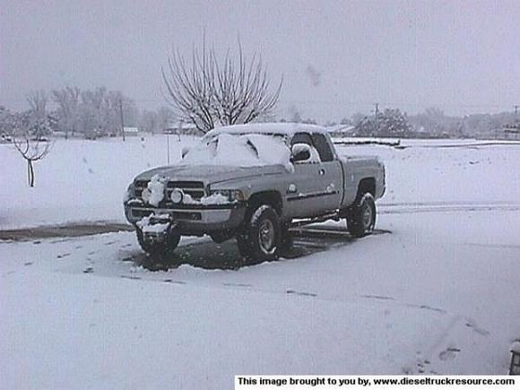 20489Feb14 04Snow Truck