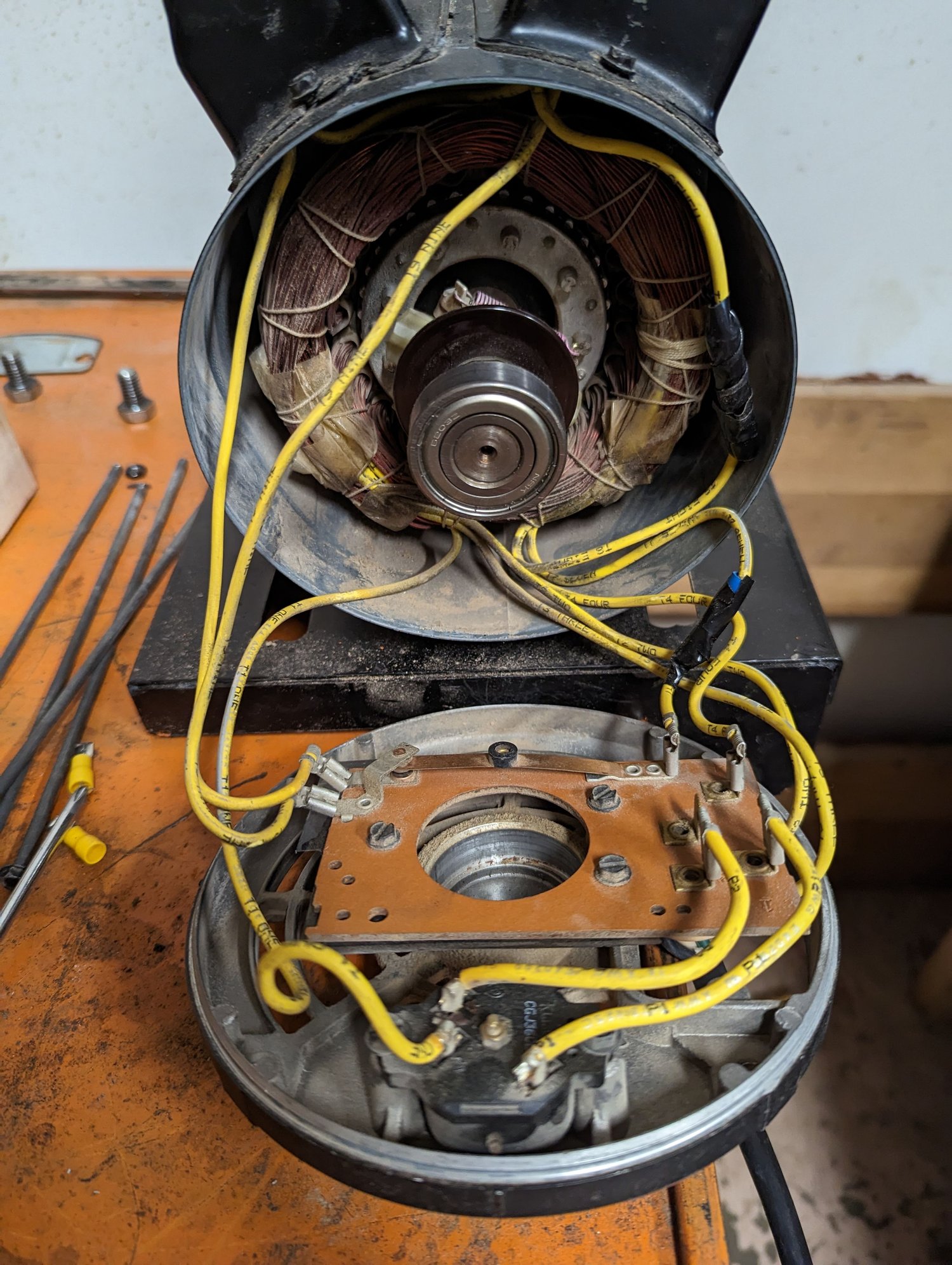 Reversing a dual capacitor LR22132 motor Community