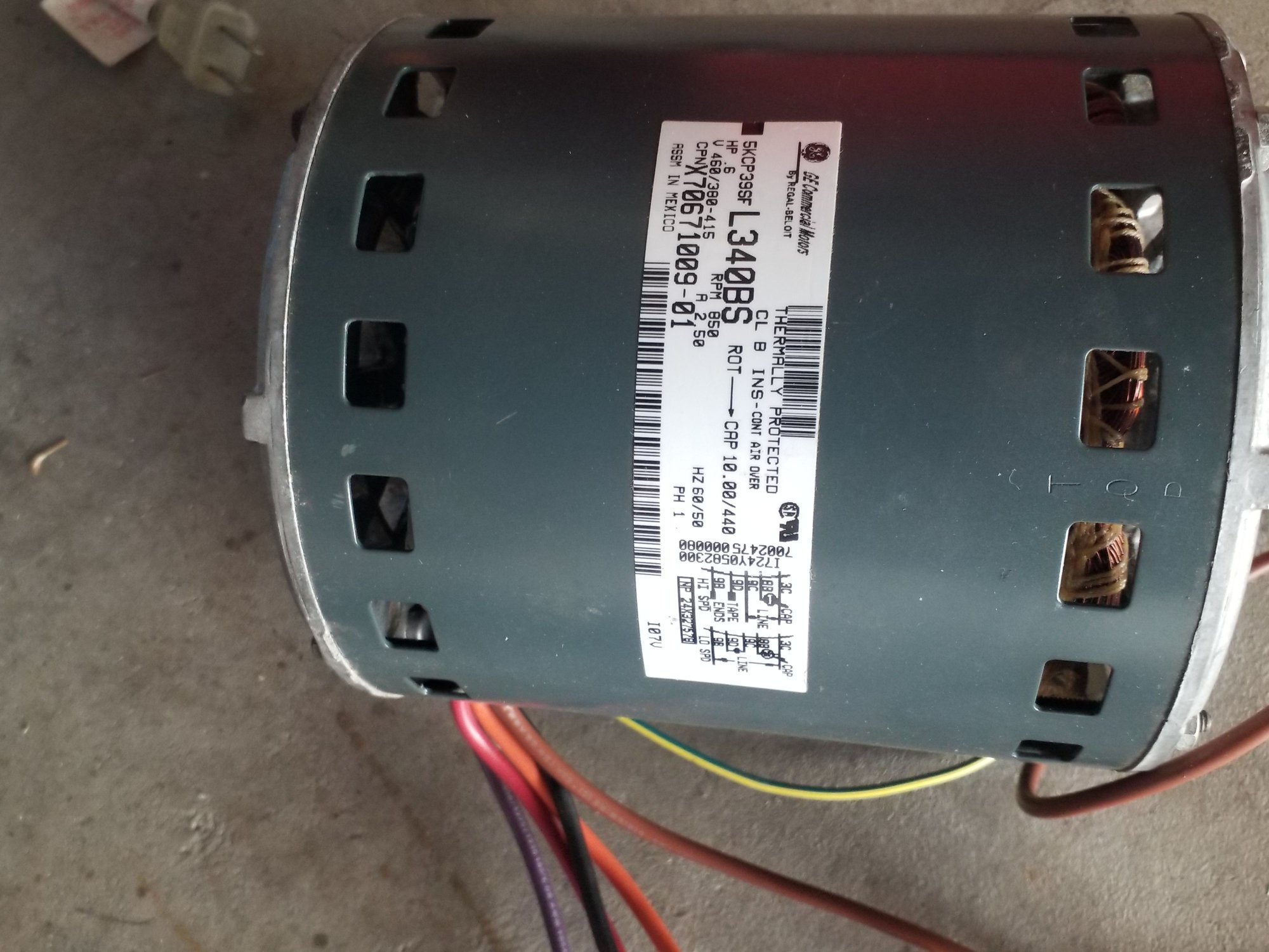 Is this motor 120 volt? Anyone know a wiring diagram? Like to hook it