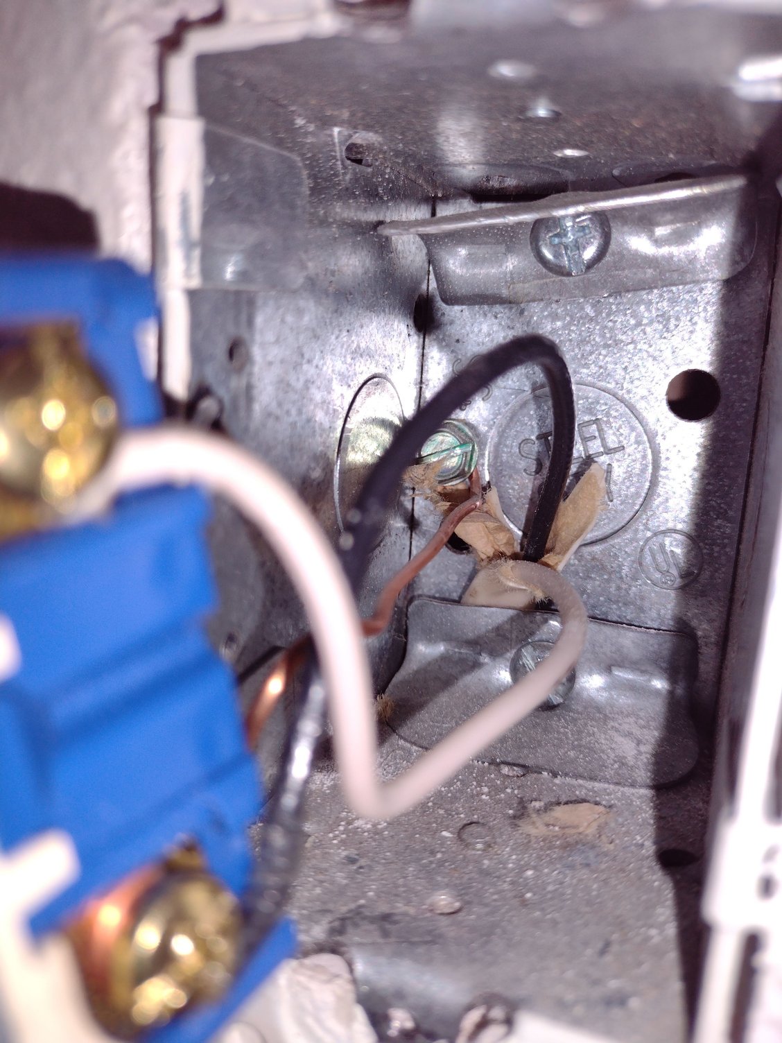 Hallway light won't turn off Community Forums