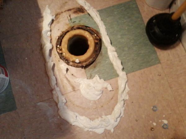 Setting toilet in plaster, never shim a toilet again.. - DoItYourself ...