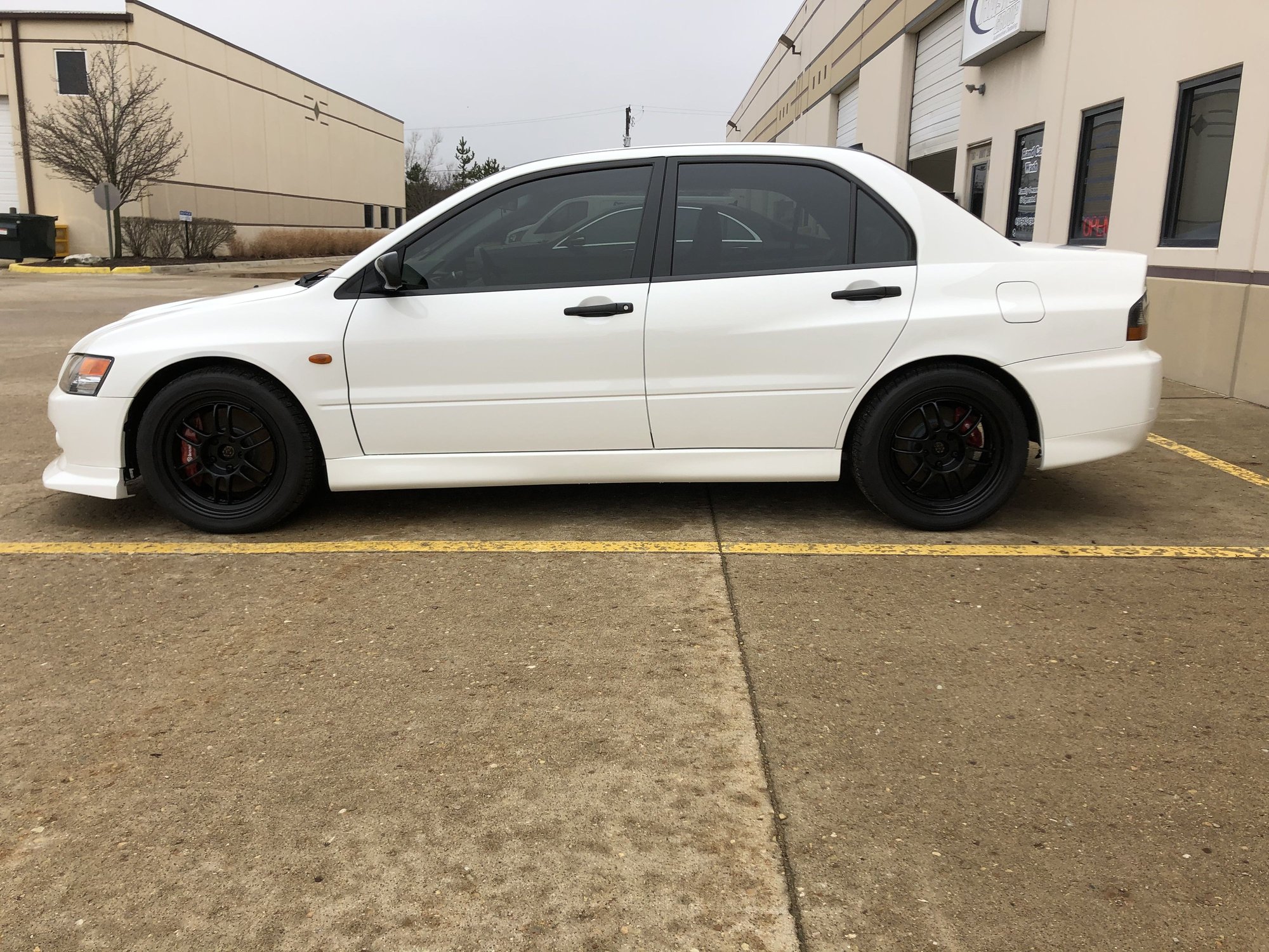 2006 Mitsubishi Lancer Evolution - FS: Clean 2006 WW EVO RS Low Miles! - Used - VIN JA3AH36C06U048582 - 40,500 Miles - 4 cyl - AWD - Manual - Sedan - White - Saint Charles, IL 60174, United States