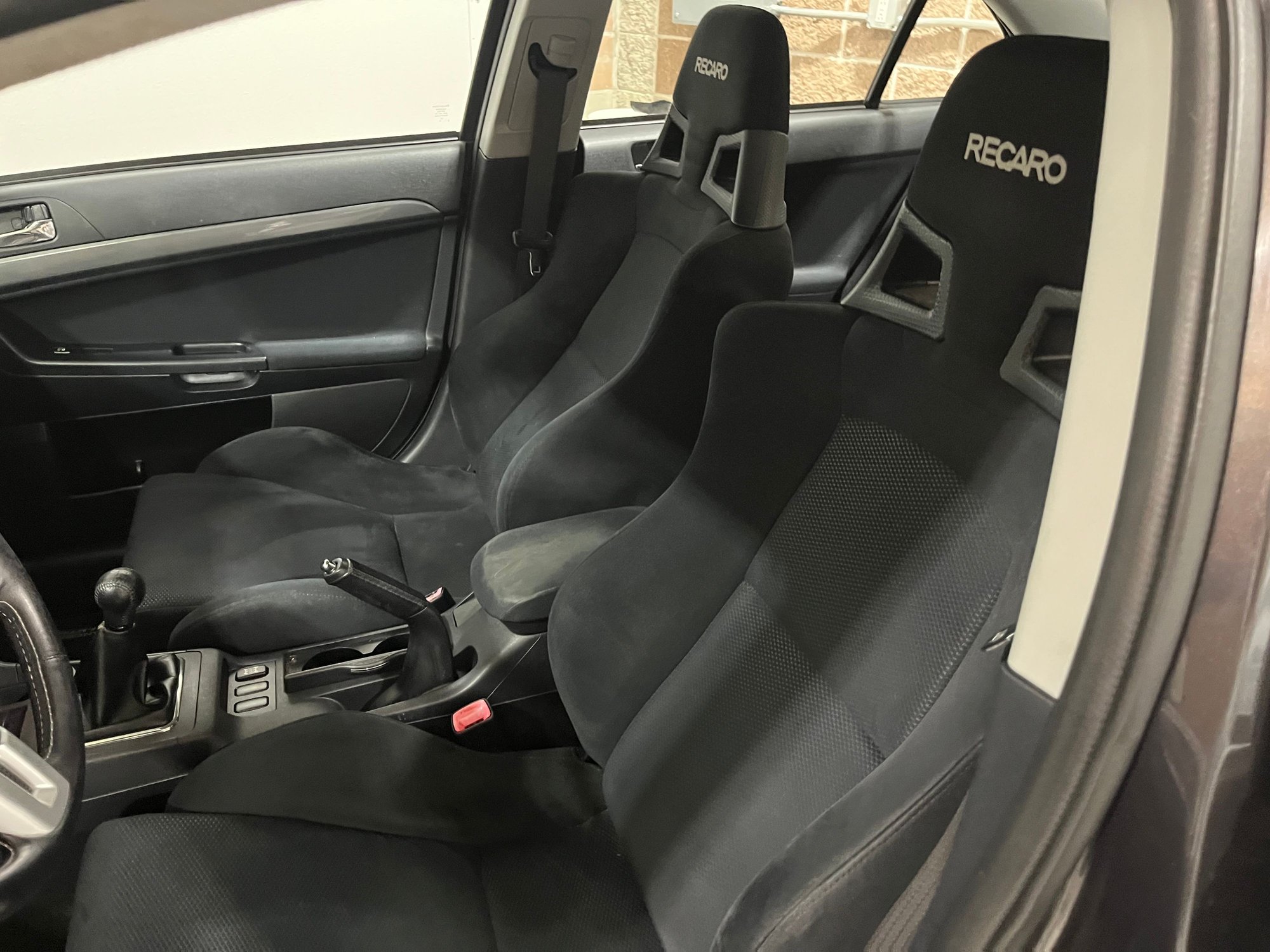 2010 Mitsubishi Lancer Evolution - 2010 Lancer Evolution stock one owner - Used - VIN Ja32w8fv3au031860 - 132,000 Miles - 4 cyl - Black - M, CT 06457, United States