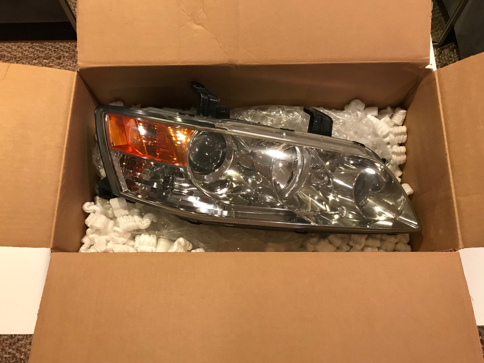 Lights - Evo VIII OEM Headlights - Used - 2003 to 2008 Mitsubishi Lancer Evolution - Yardley, PA 19067, United States