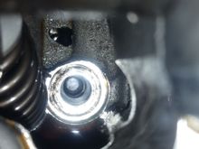 Oil enters head going to right