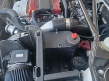 battery setup in the engine bay (only)
or i can use both. I normally switch one off as backup