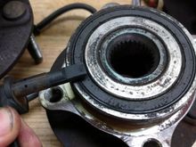 Evo 10 ABS sensor with the magnetic encoder ring
