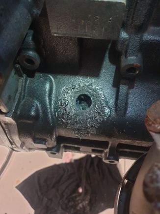 Grease does wonders for catching swarf. There is a rag on the inside covered in grease also to stop the spread.