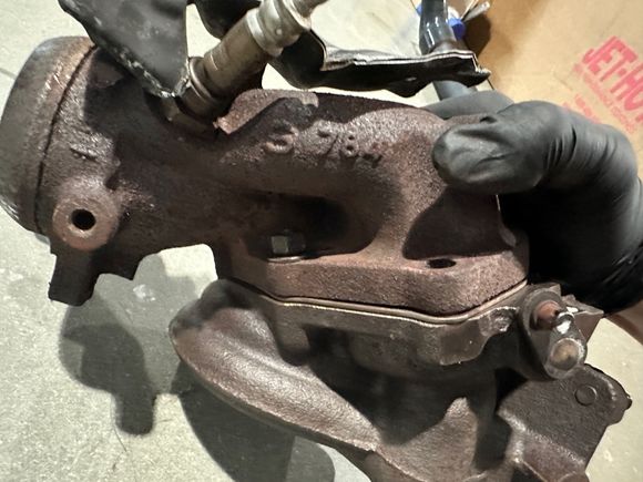 Nuts tucked away on the inside of the O2 housing