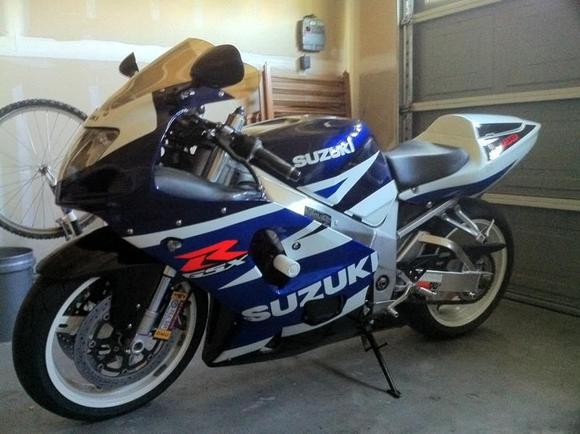 2003 GSX-r 750