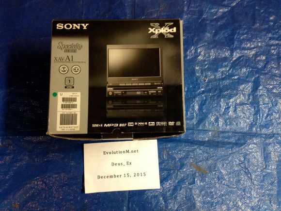 SONY XAV-A1 Flip-front DVD/CD Player