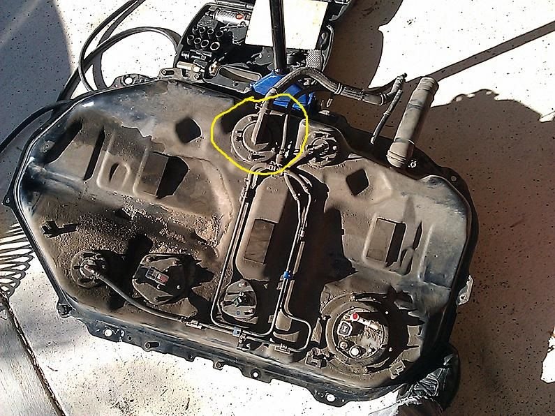 Fuel tank leveling valve EvolutionM Mitsubishi Lancer and Lancer