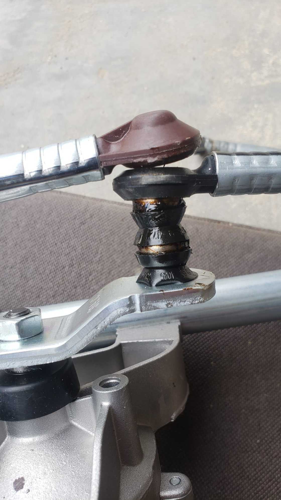 2016 F150 Attaching wiper linkage to the ball joints on the wiper