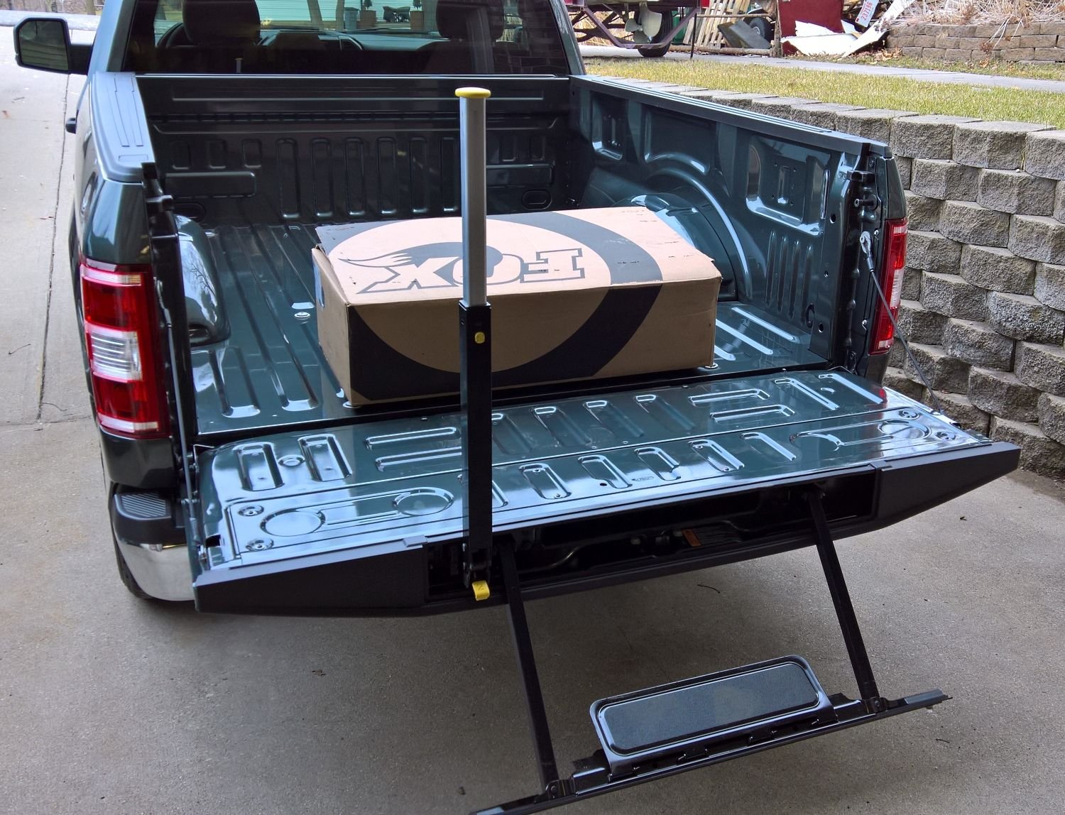 Weight capacity on stock "Chrome Step Bars" - Ford F150 ...