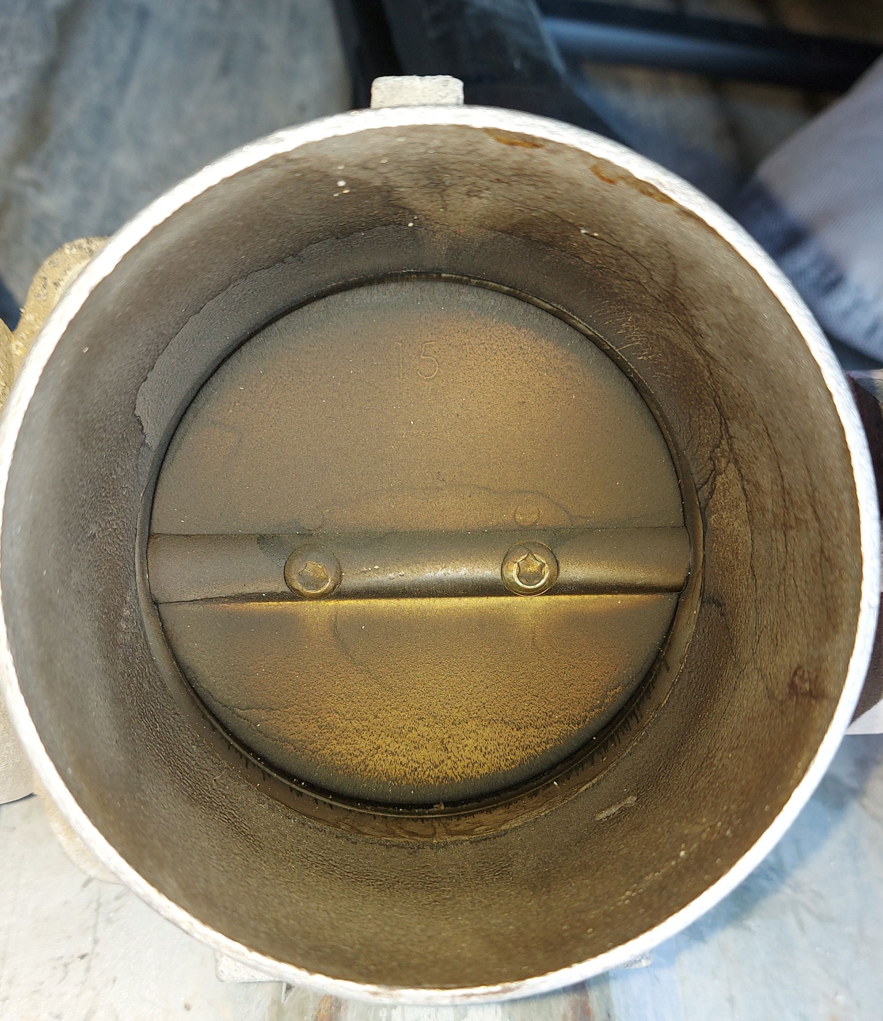 Throttle body cleaning(Before and After) Ford F150 Forum Community of Ford Truck Fans