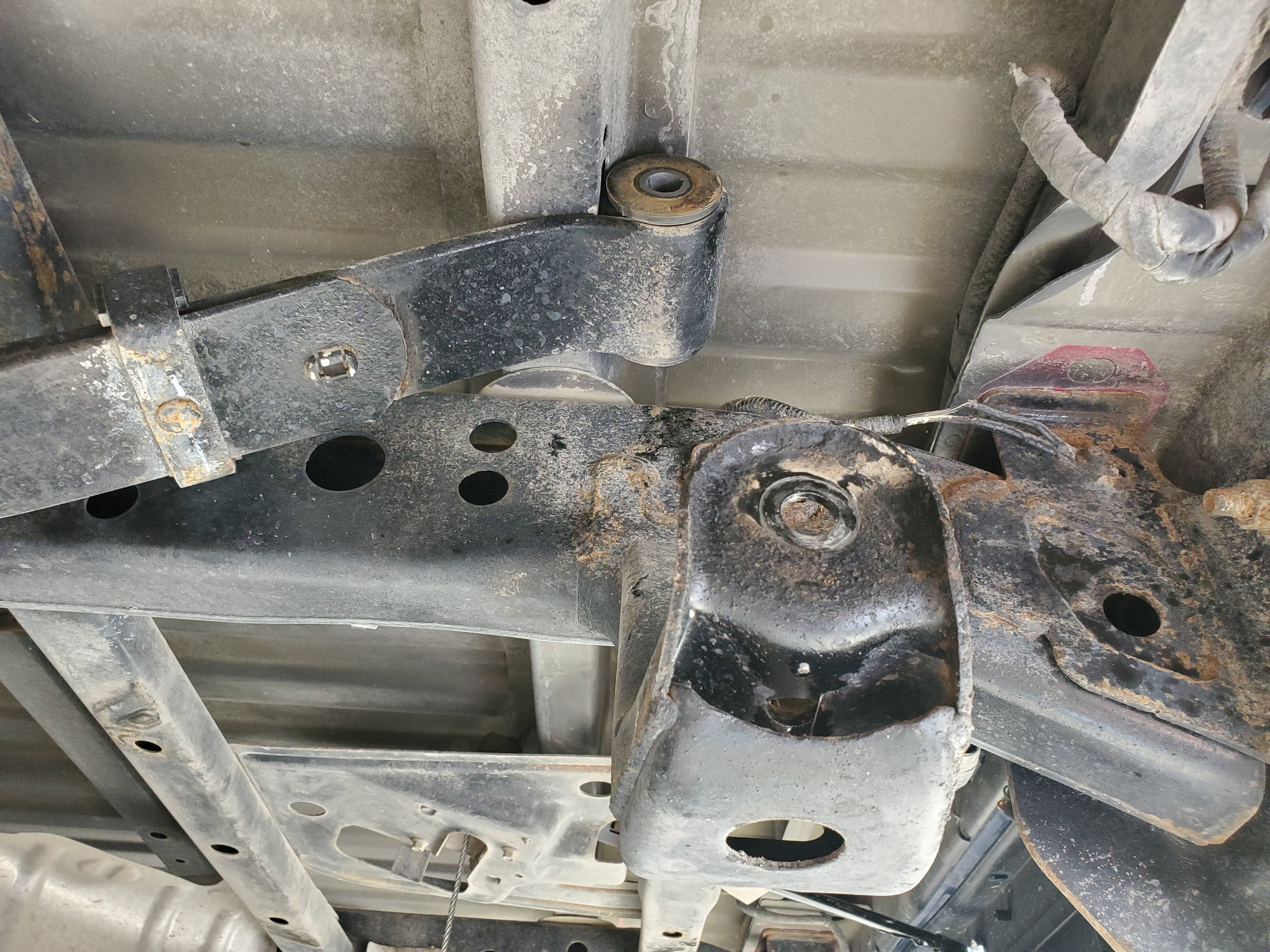 Rear drop shackle install question. Ford F150 Forum Community of