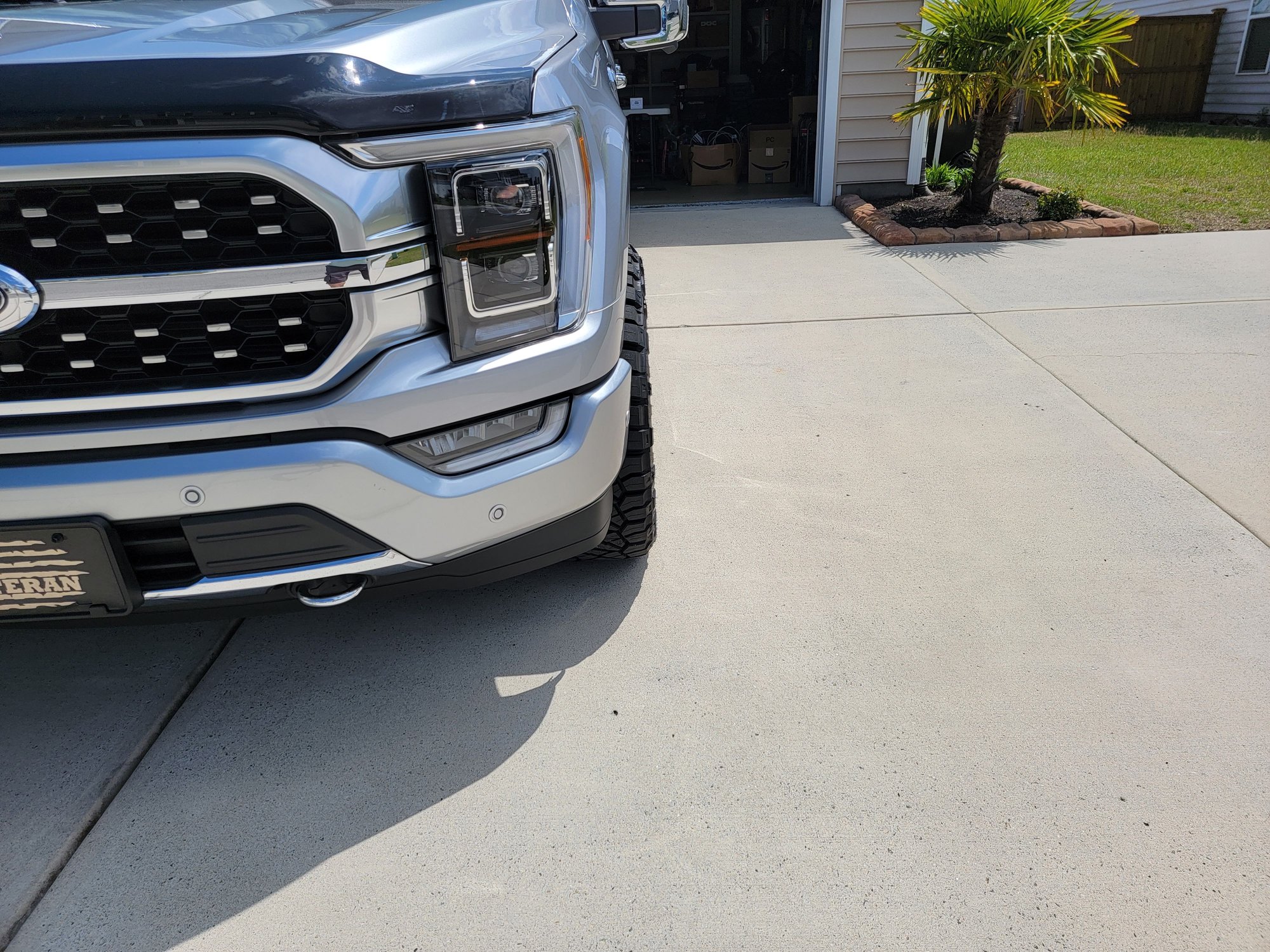 Side badges missing, F150gen14 -- 2021+ Ford F-150, Tremor, Raptor Forum  (14th Gen)