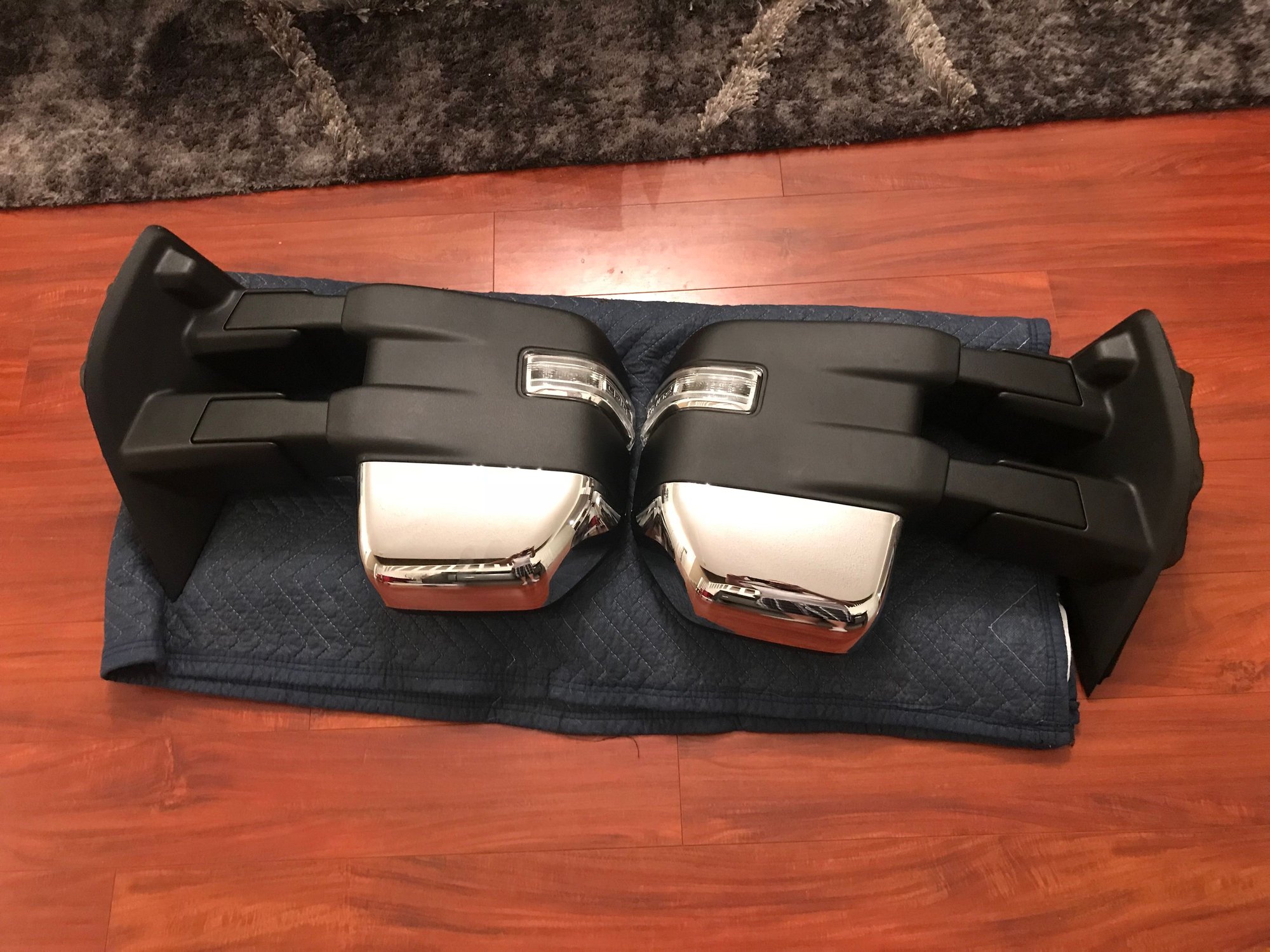 FS: Platinum Tow Mirrors - Ford F150 Forum - Community of Ford Truck Fans