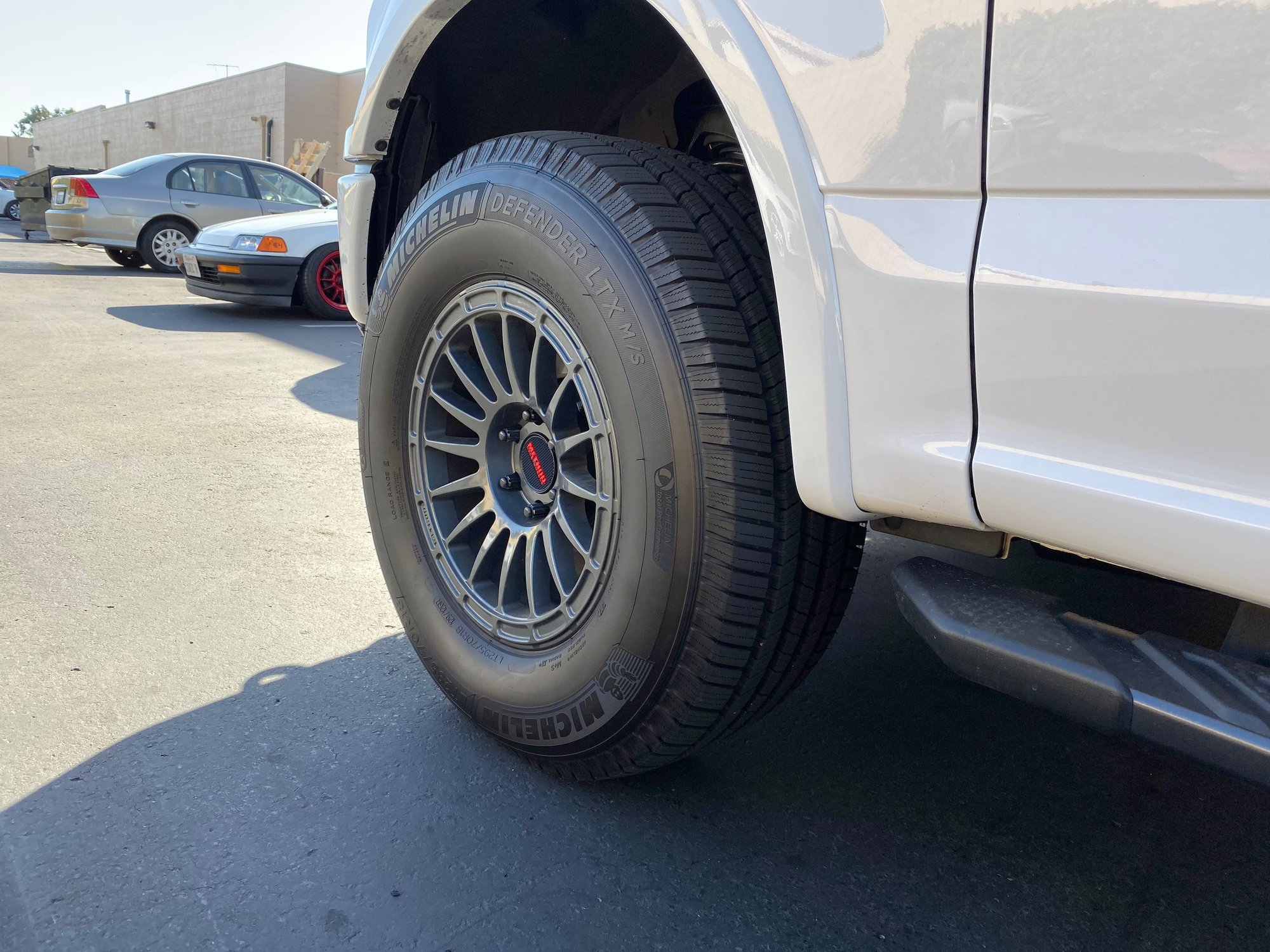For sale 18” method 314 on 295/70R18 Michelin Defender LTX Ford F150