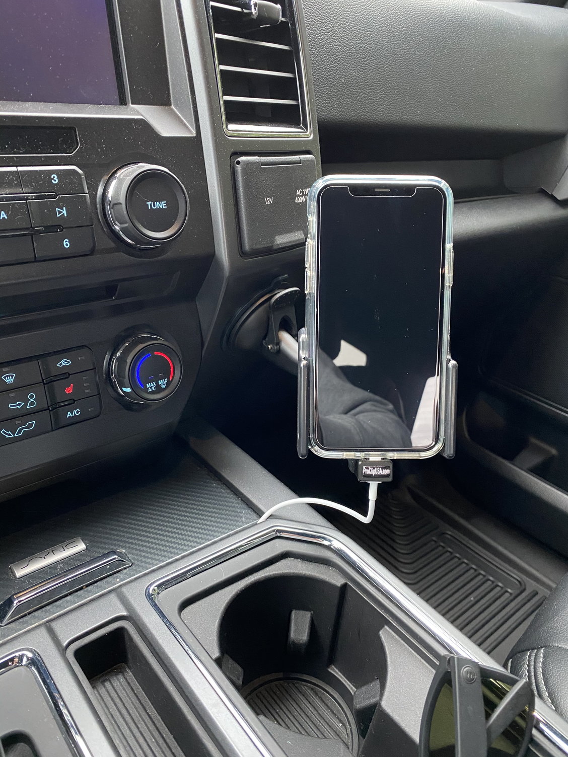 2020 Ford F150 Phone Mount